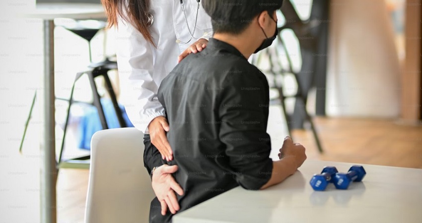 Best Hospital In Haryana For Back Pain Treatment.jpg